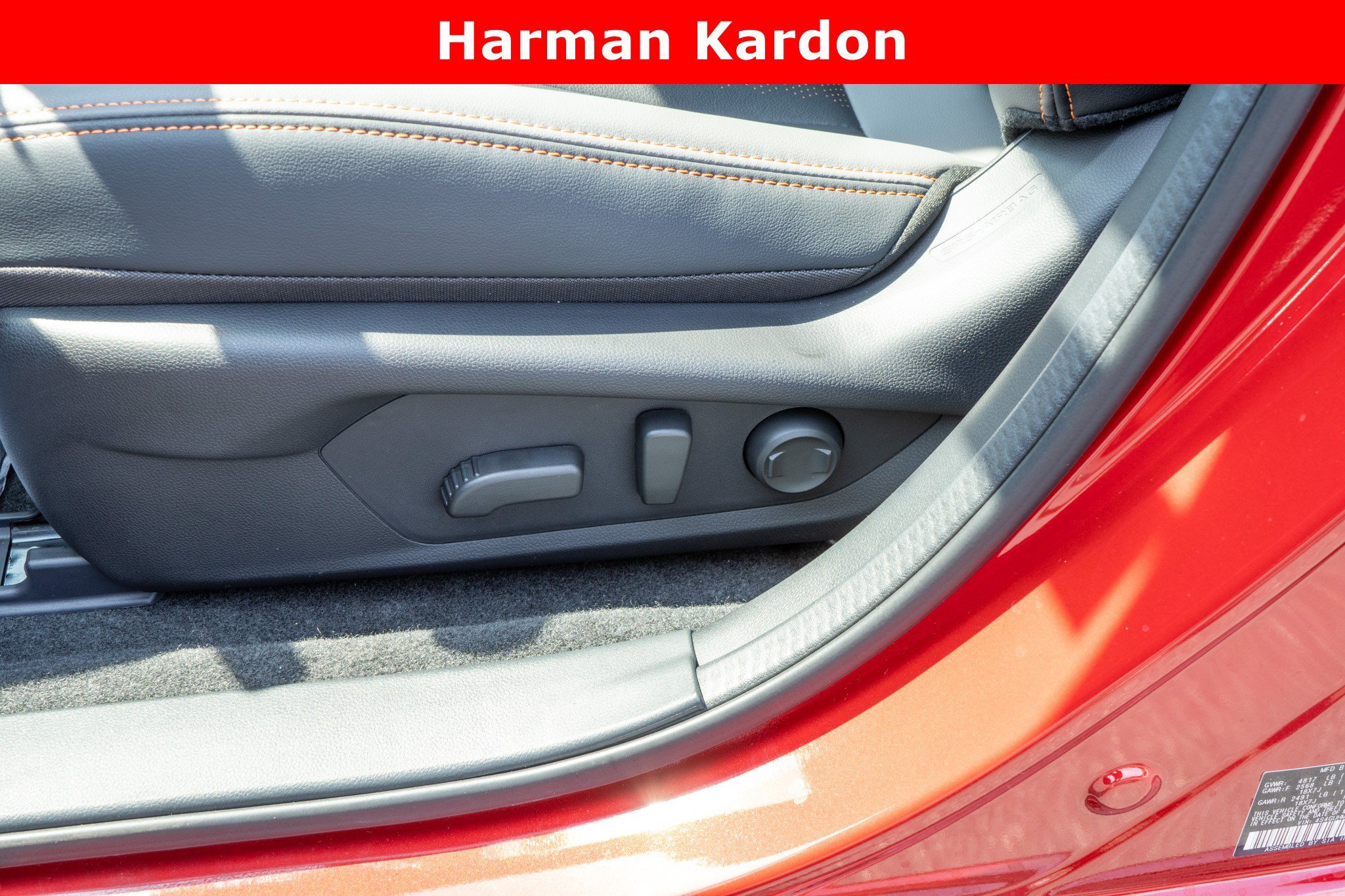 New 2026 LITHIUM RED PEARL Subaru Limited image 30
