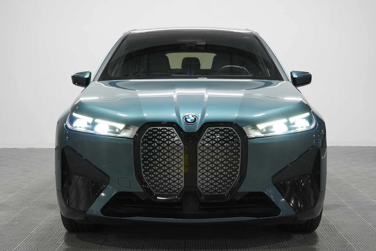 Certified 2024 BMW iX Base with VIN WB523CF05RCN16077 for sale in Grapevine, TX