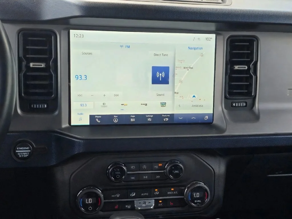 Used 2023 Cactus Gray Ford Base image 17