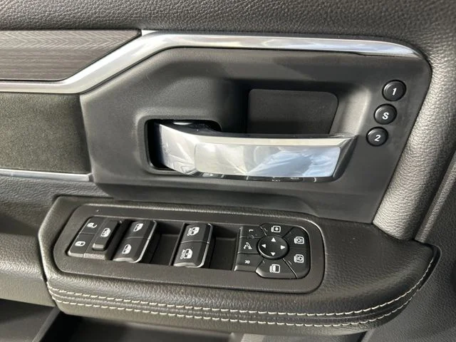 2026 RAM 2500 Laramie - Photo 20
