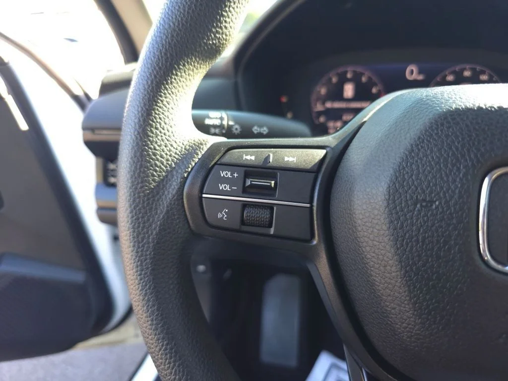 Used 2024 Platinum White Pearl Honda EX CVT image 13