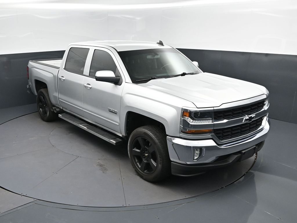 2018 Chevrolet Silverado 1500 LT Crew Cab Short Box's photo