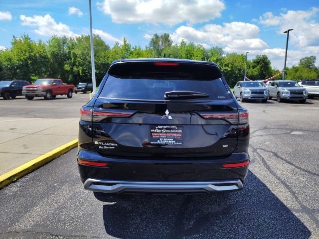 New 2026 Black Mitsubishi SE image 35