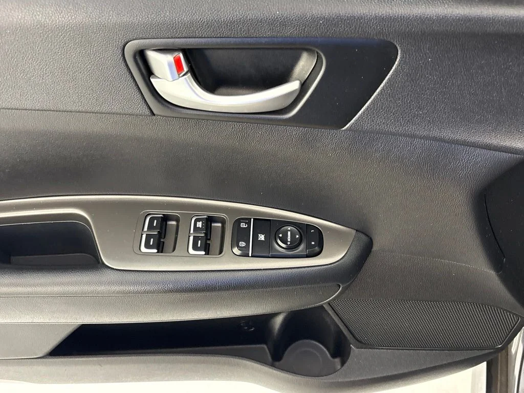 Certified Used 2019 Platinum Graphite Kia LX image 23