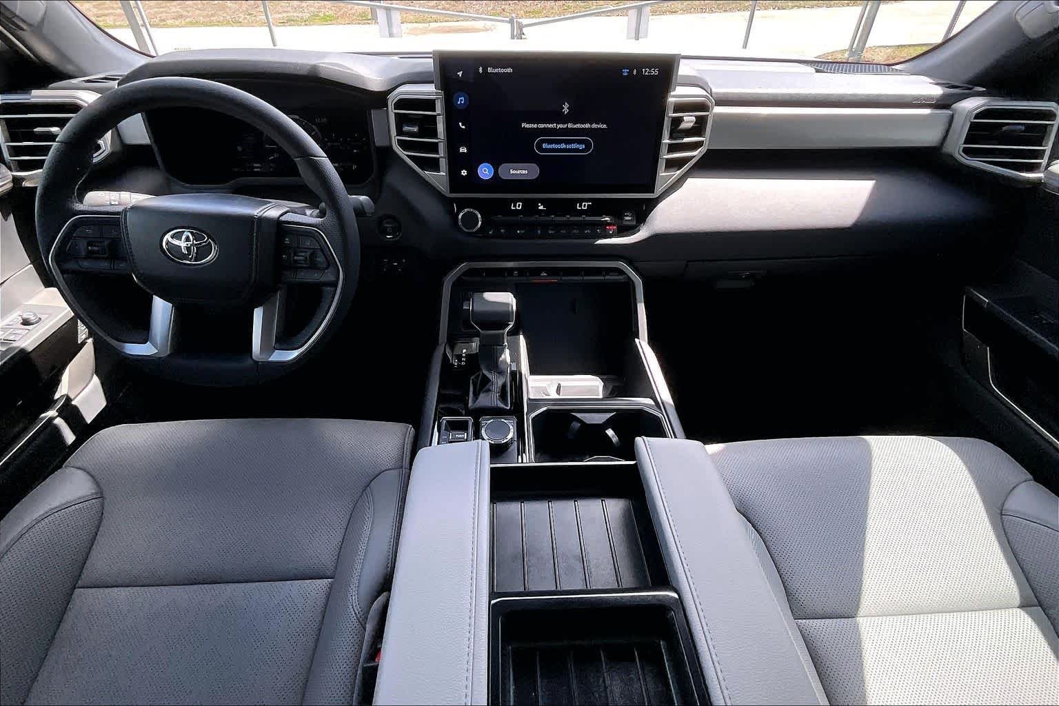 Used 2025 Wind Chill Pearl Toyota Limited Hybrid image 16