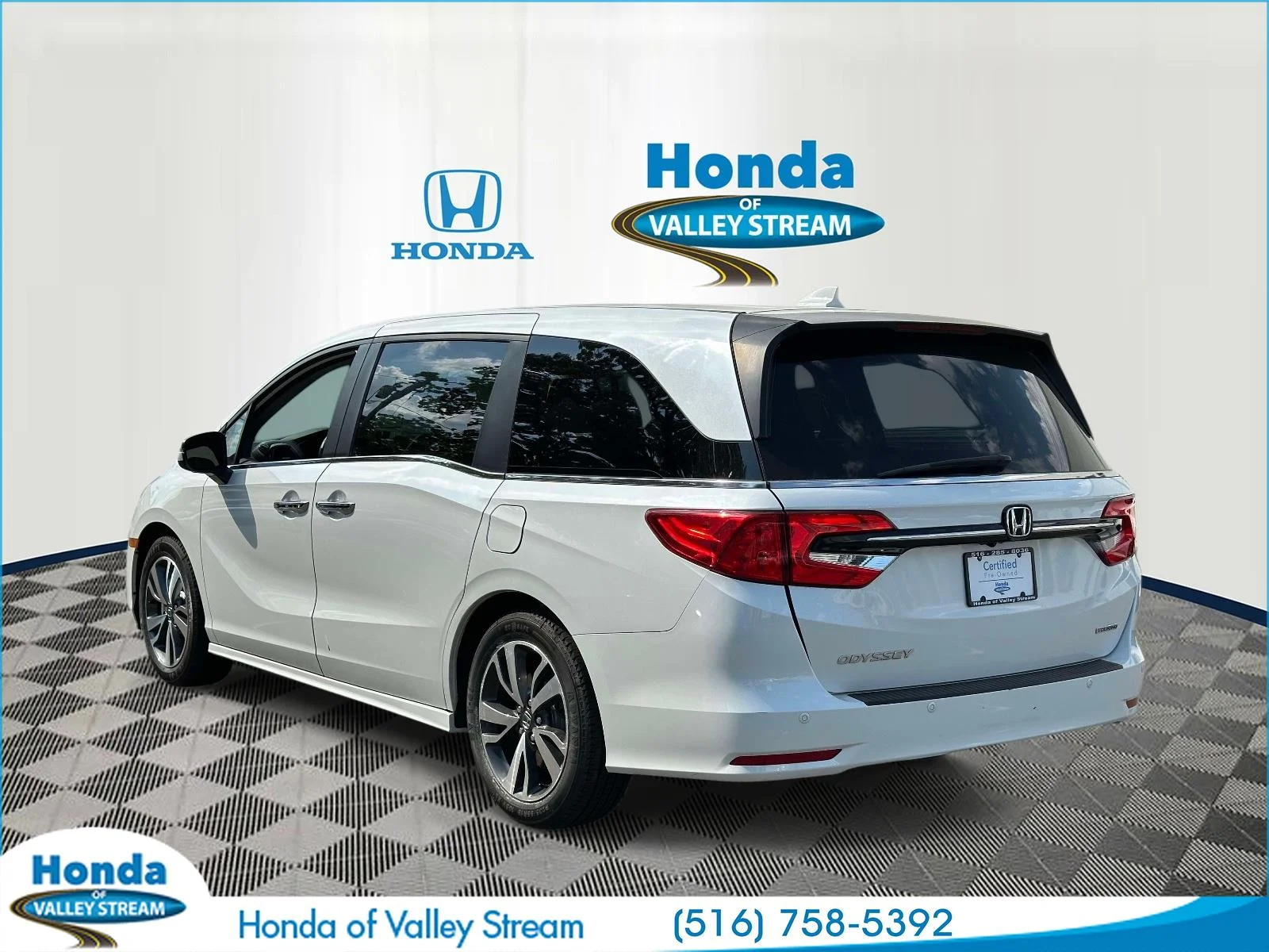2023 Honda Odyssey Touring - Photo 7