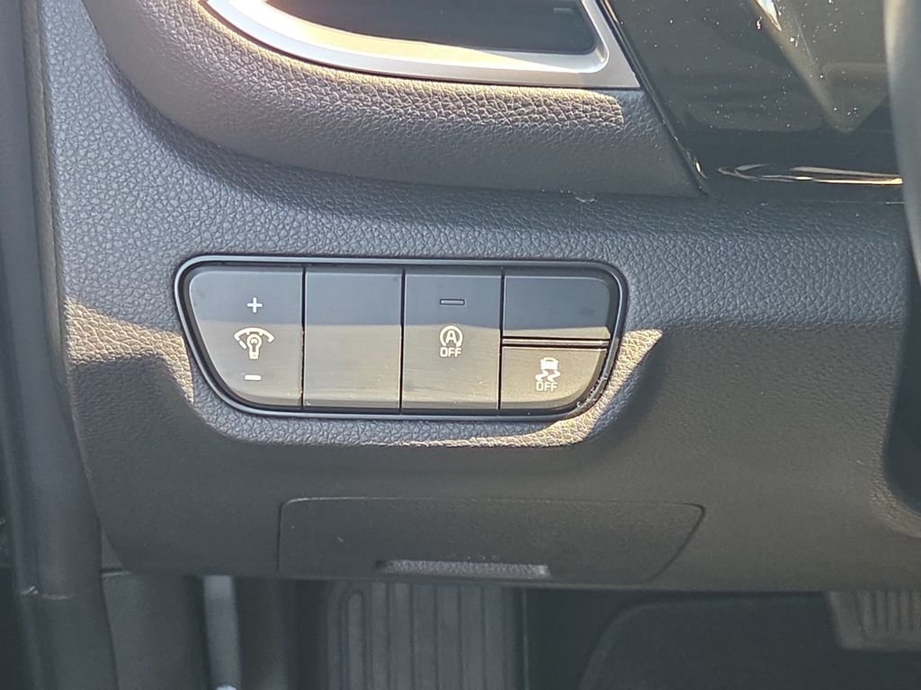 Used 2024 Black Kia S image 11