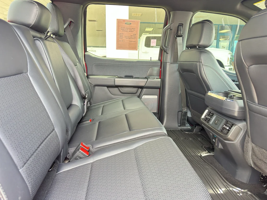 New 2025 Rapid Red Metallic Tinted Clearcoat Ford Lariat® image 35