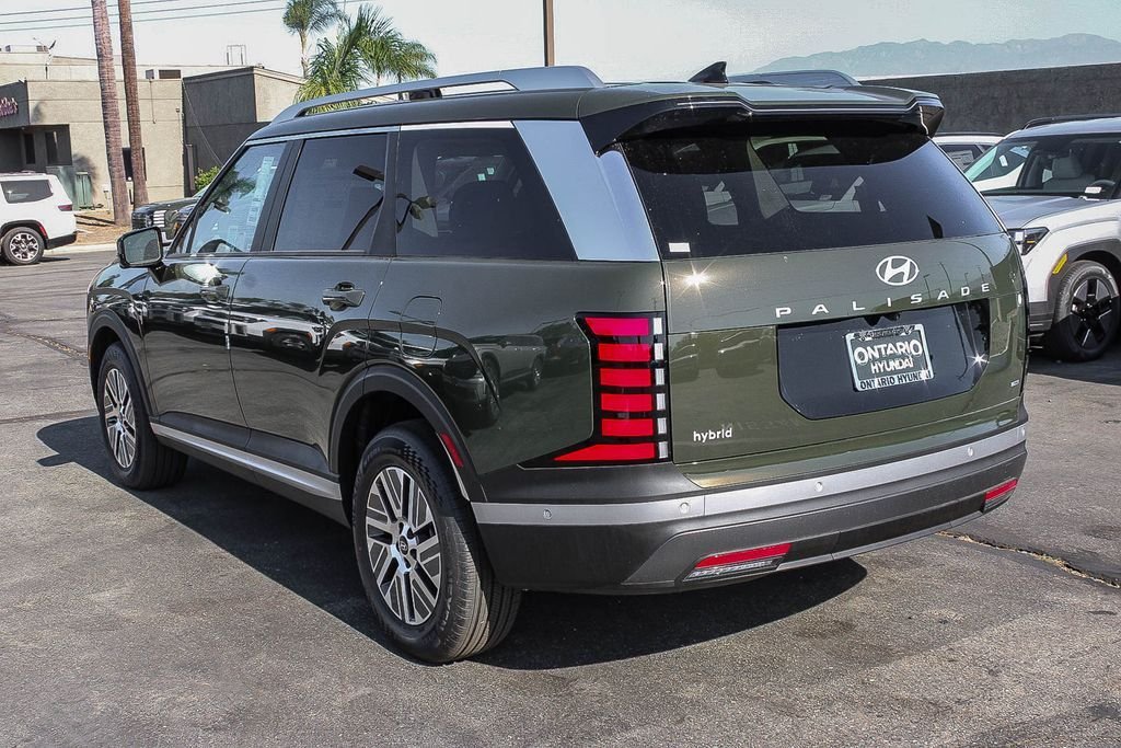 New 2026 Green Hyundai SEL Premium image 6