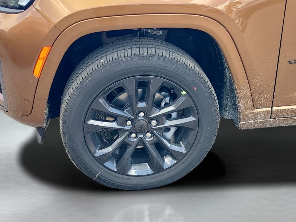 New 2026 Copper Shino Metallic Clear-Coat Exterior Paint Jeep Limited Reserve image 21