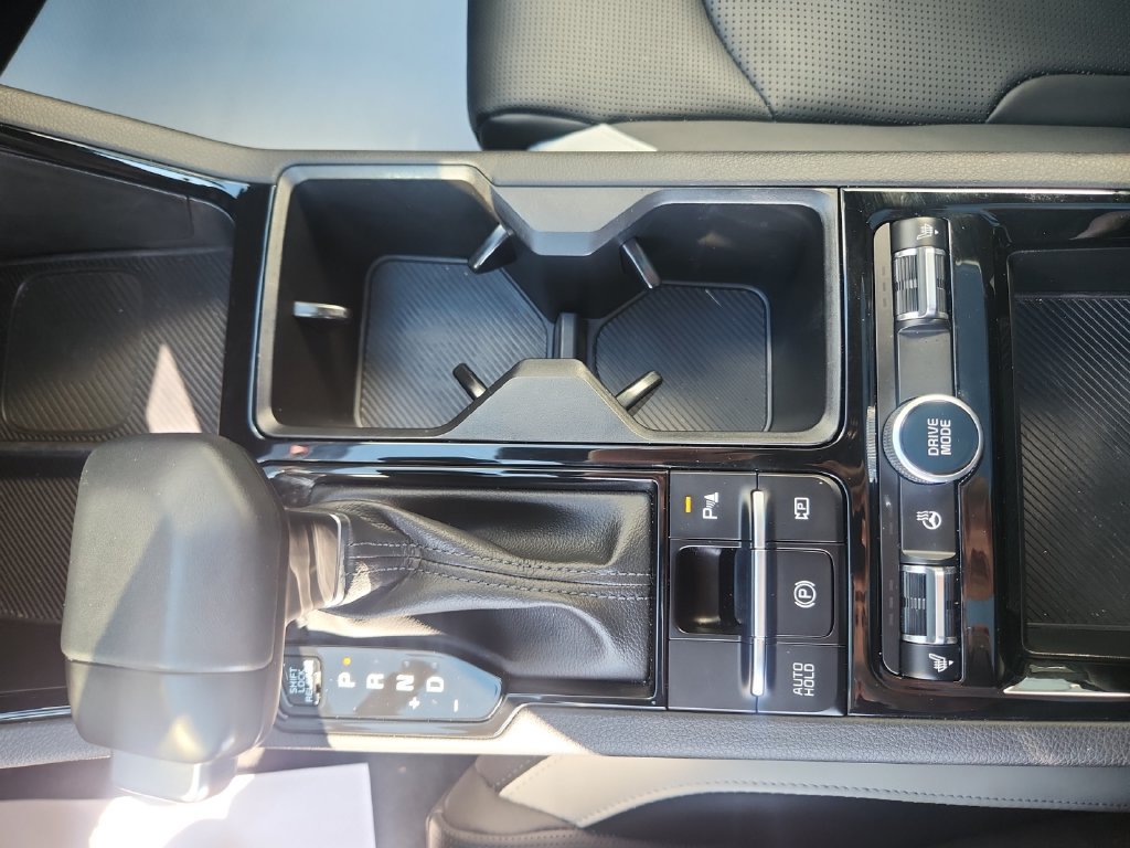 Certified Used 2025 Gray Kia GT-Line image 14