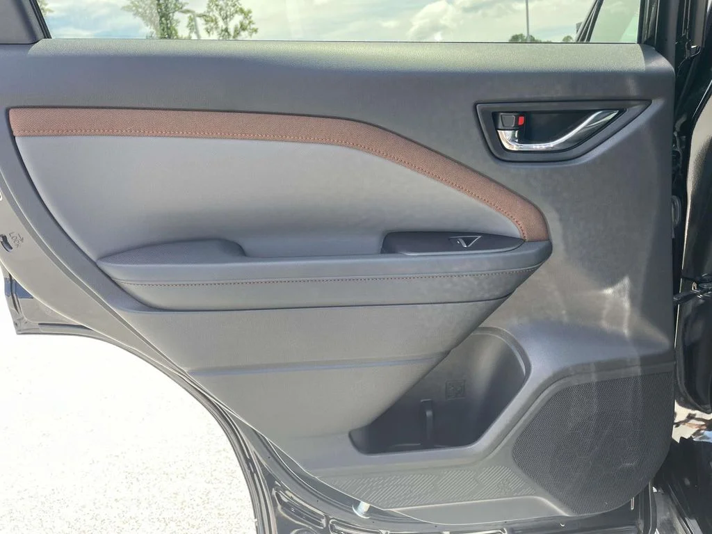 2026 Subaru Forester Sport - Photo 3