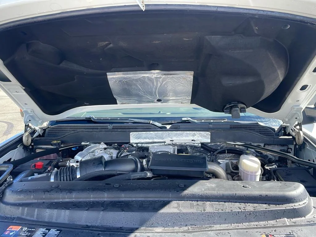 Used 2019 SUMMIT WHITE Chevrolet LTZ image 21