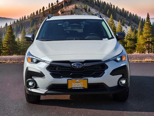 New 2026 CRYSTAL WHITE PEARL Subaru Premium image 3