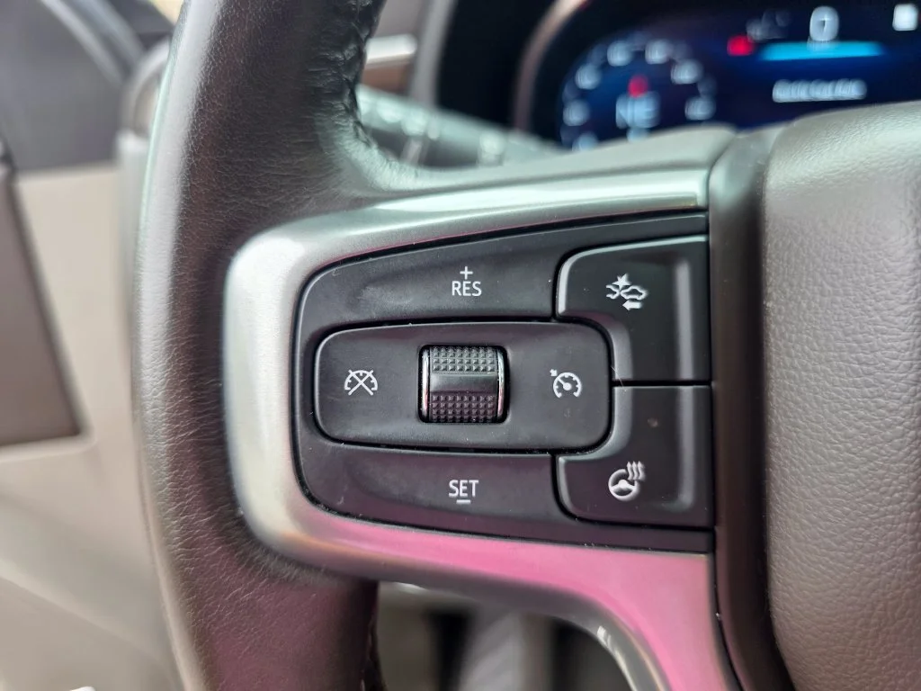 Used 2022 EMPIRE BEIGE METALLIC Chevrolet Z71 image 21