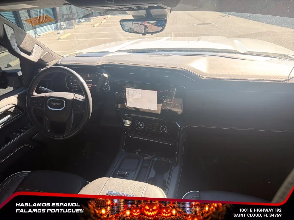 Used 2024 Summit White GMC AT4X image 28