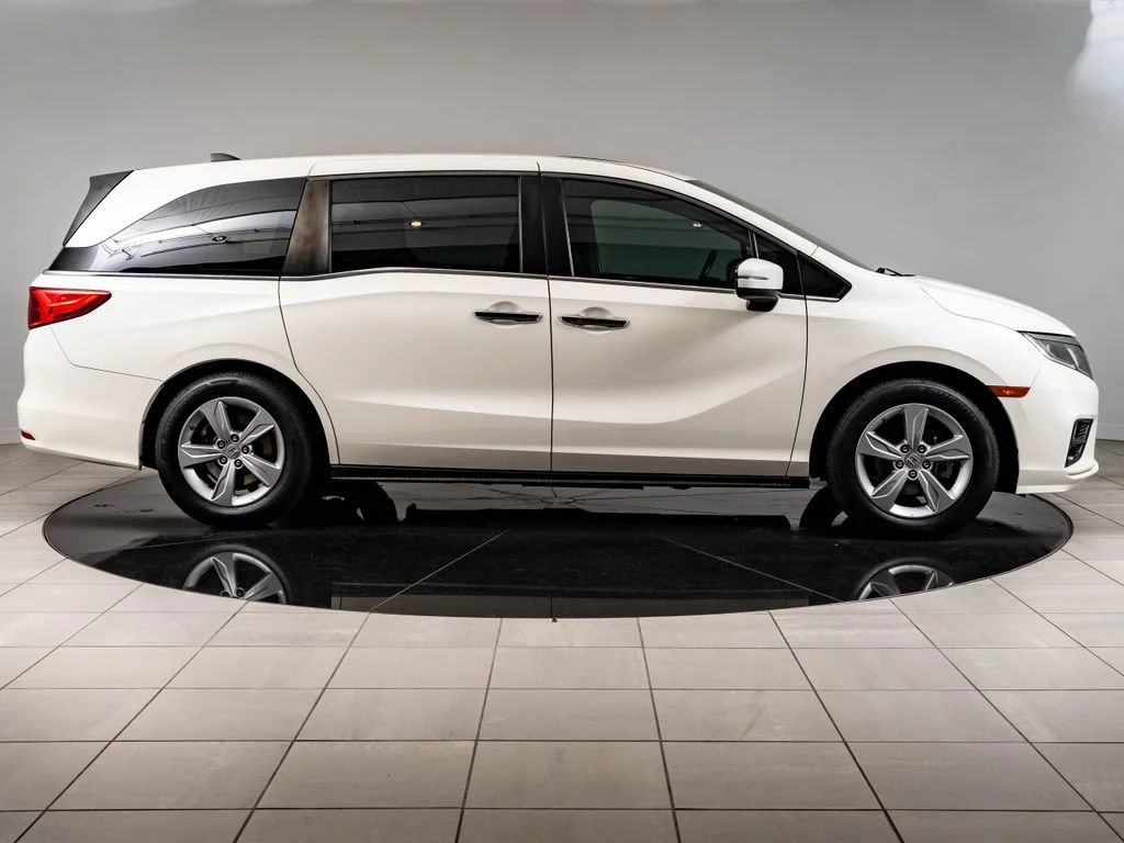 Used 2019 White Honda EX-L image 11