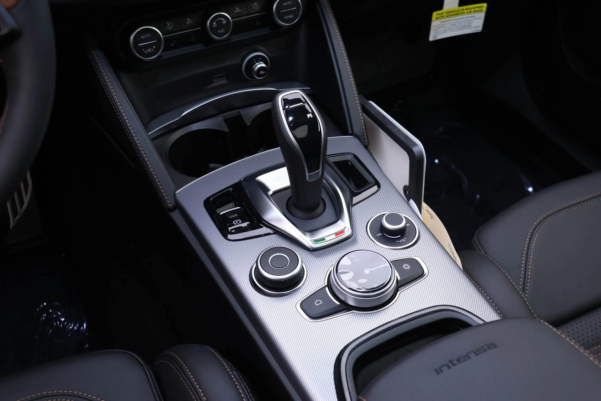 2025 Alfa Romeo Stelvio Intensa - Photo 13