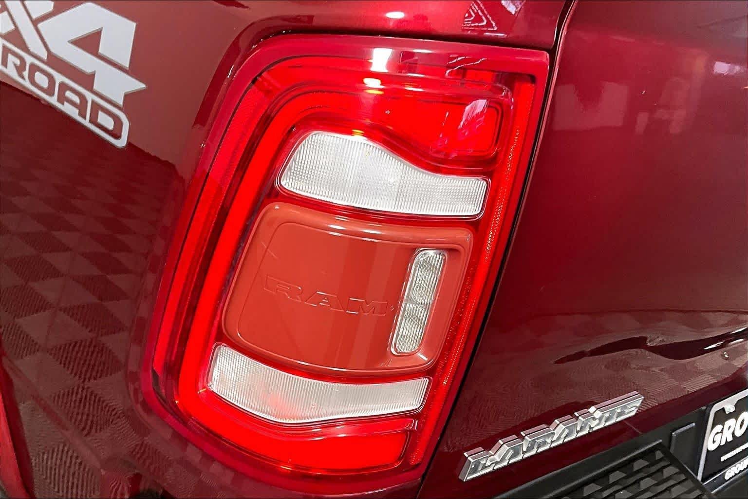Used 2021 Delmonico Red Pearlcoat Ram Laramie image 27