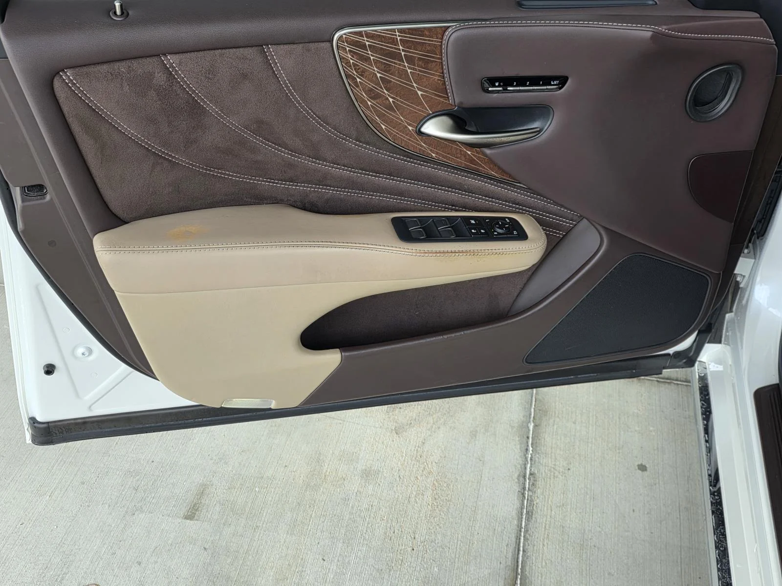 2020 Lexus LS Base - Photo 33