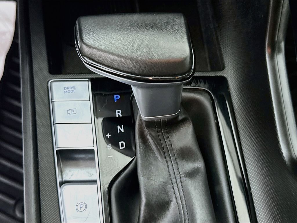 Used 2024 Ecotronic Gray Hyundai SEL image 22