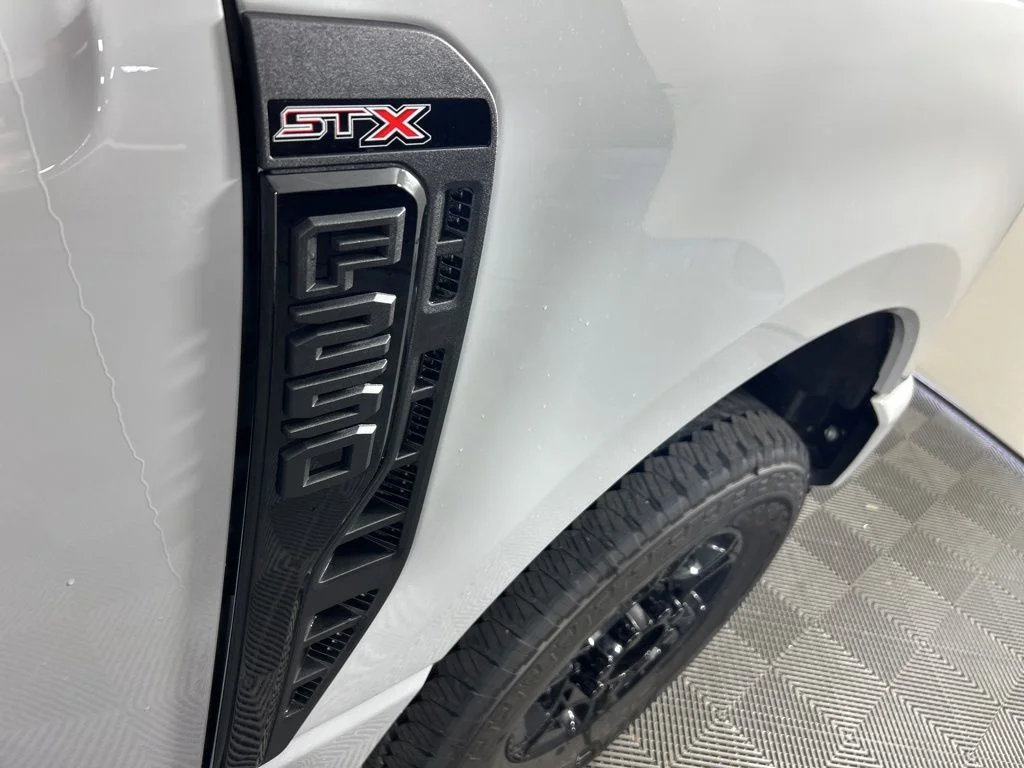 2026 Ford F-250 Super Duty XL - Photo 5