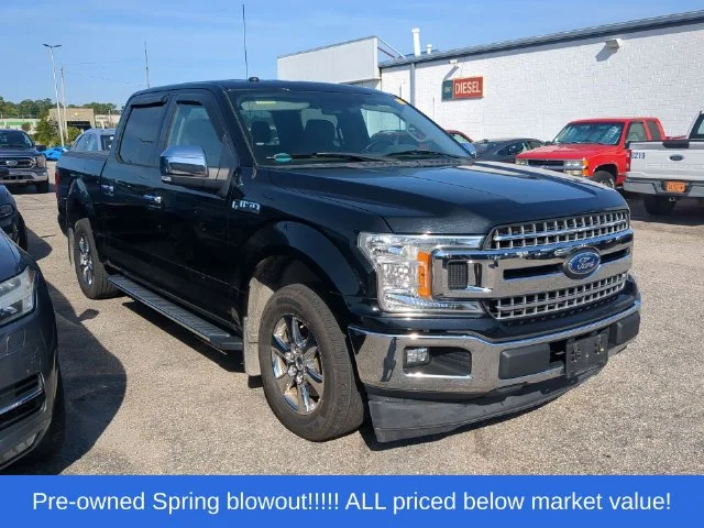 Used 2018 Black Ford XLT image 4