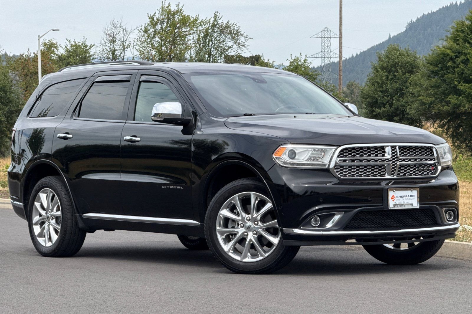 Used 2020 Black Dodge Citadel image 1