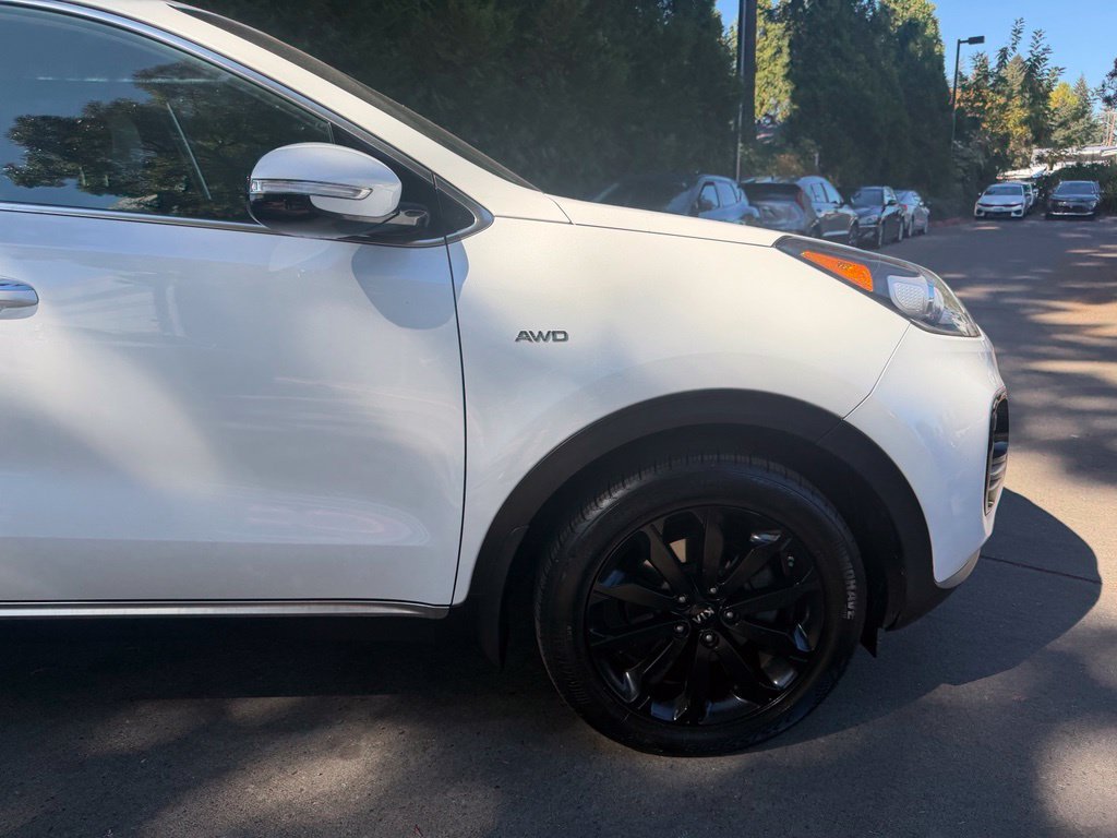 Used 2019 Snow White Pearl Kia EX image 2