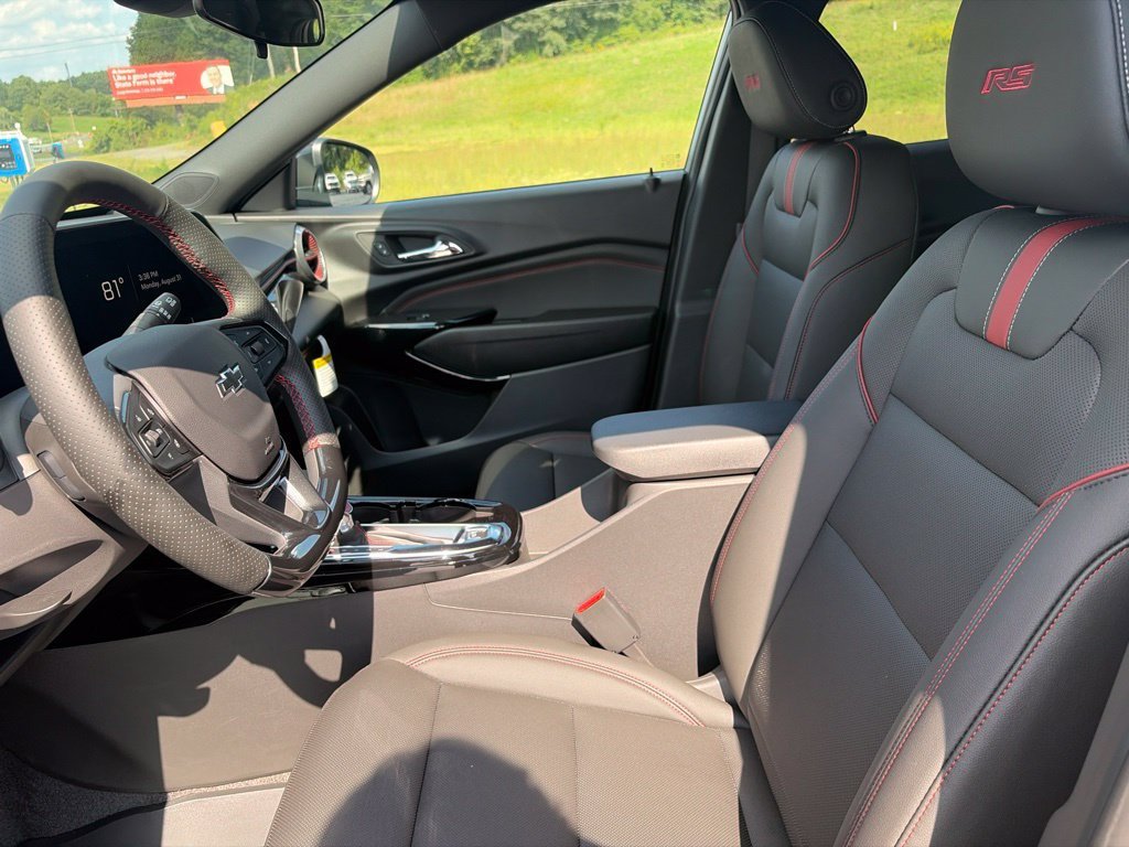 2026 Chevrolet Trax RS - Photo 14