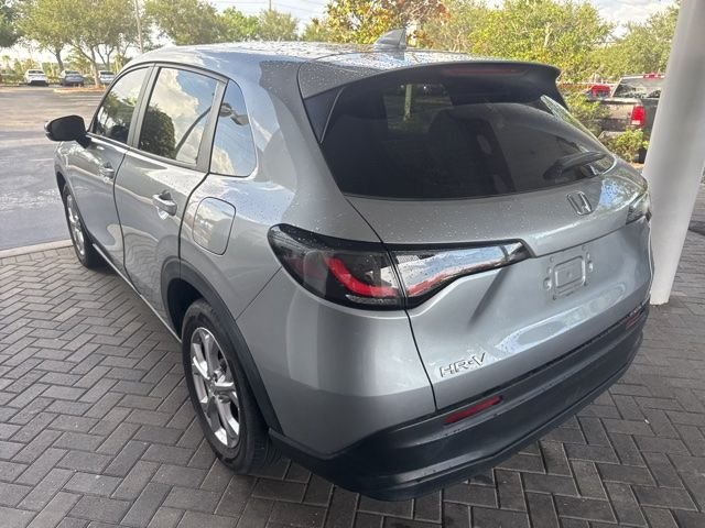 Used 2023 Silver Honda LX image 4