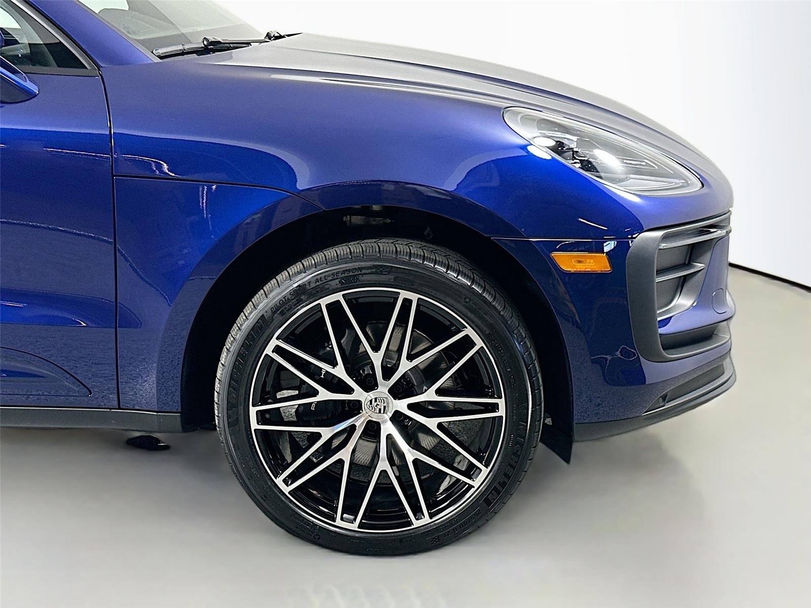 Certified Used 2025 Gentian Blue Metallic Porsche  image 14