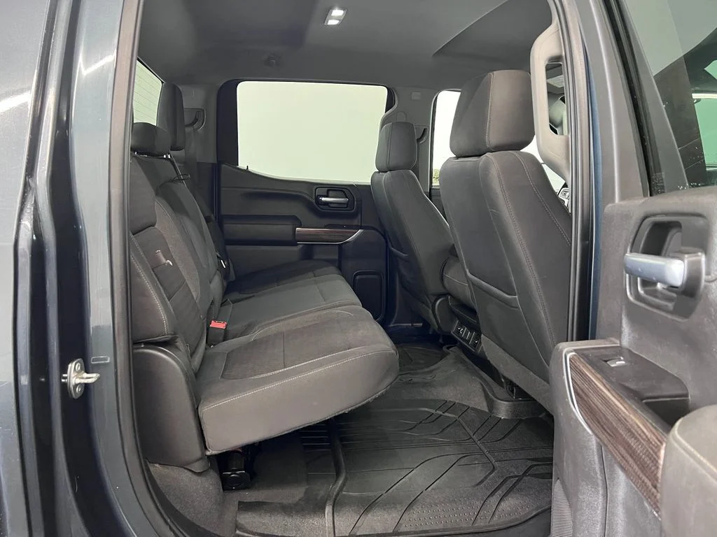 Used 2019 Shadow Gray Metallic Chevrolet RST image 25