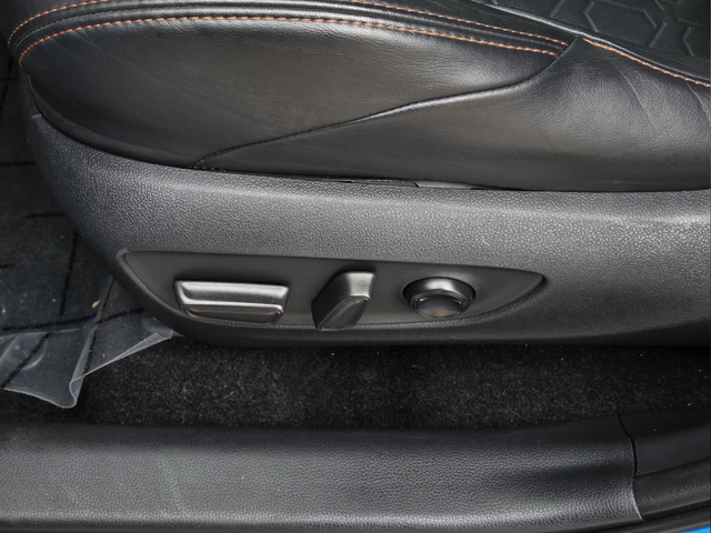 Used 2019 Blue Toyota Adventure image 26