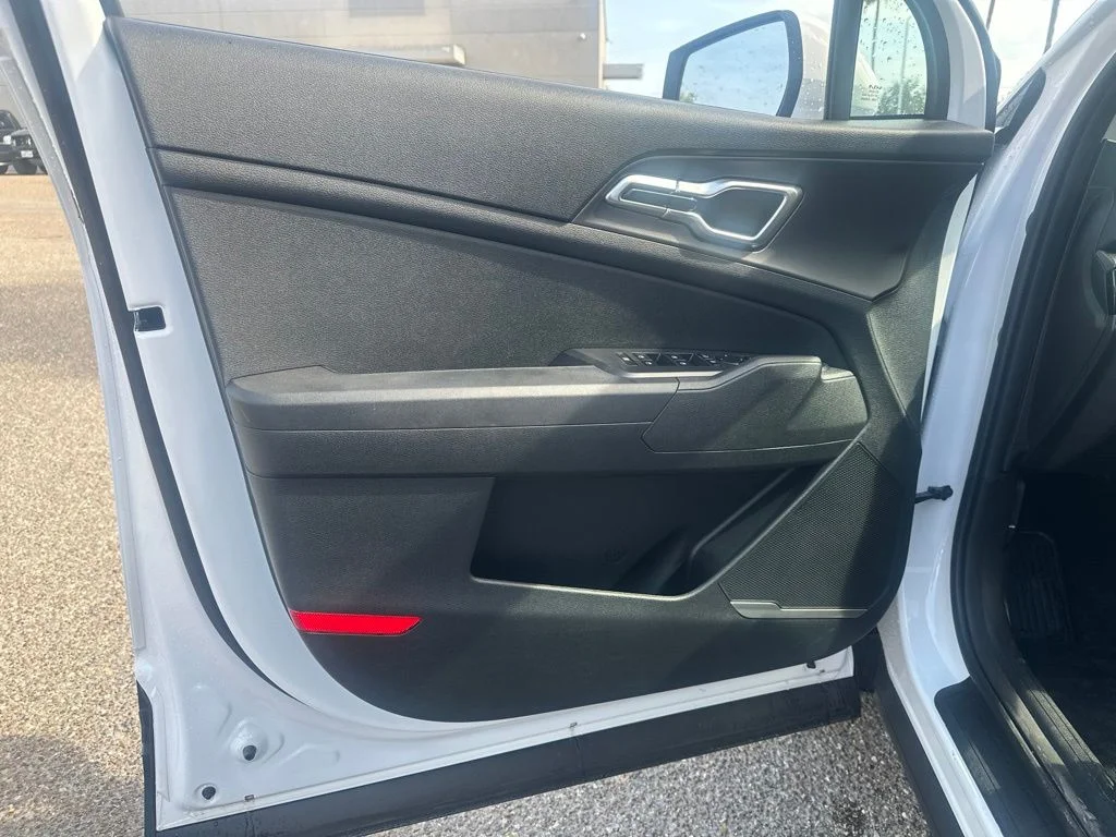 New 2026 White Kia LX image 7