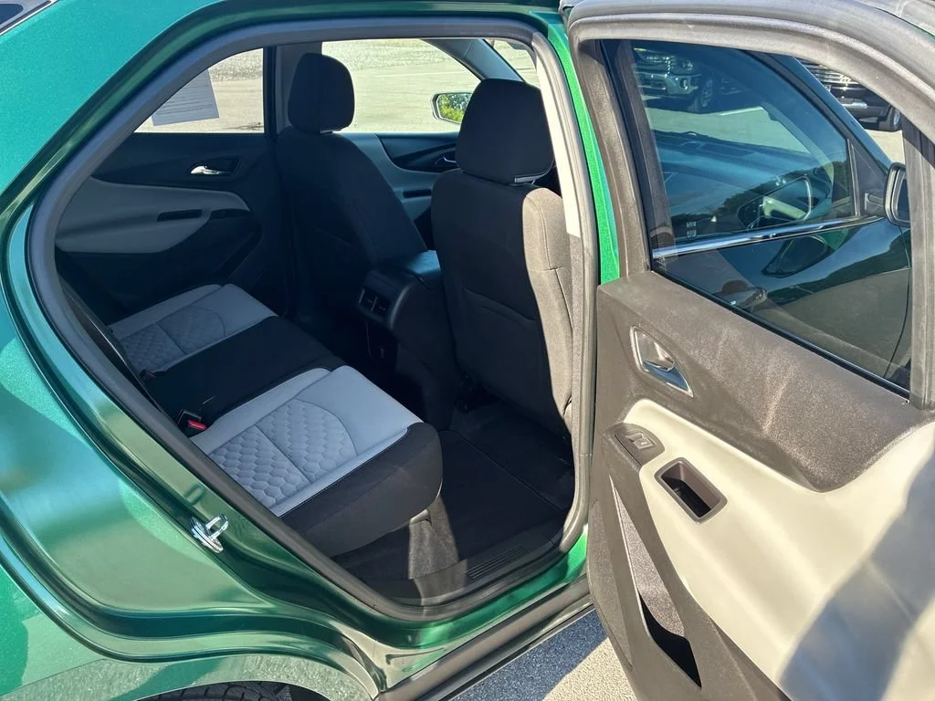 Used 2018 IVY METALLIC Chevrolet LT image 33