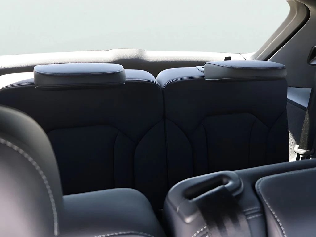 Used 2025  Audi 55 Premium Plus image 14