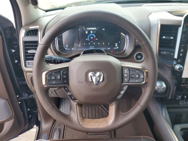 New 2026 Diamond Black Crystal Pearl-Coat Exterior Paint RAM Limited image 23