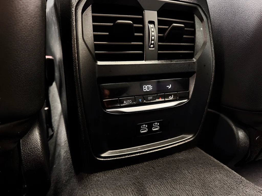 Used 2025 Black BMW xDrive40 image 19