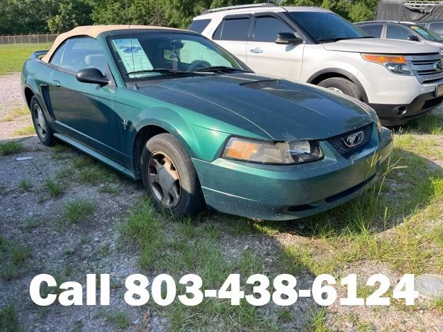 2000 Ford Mustang -'s photo