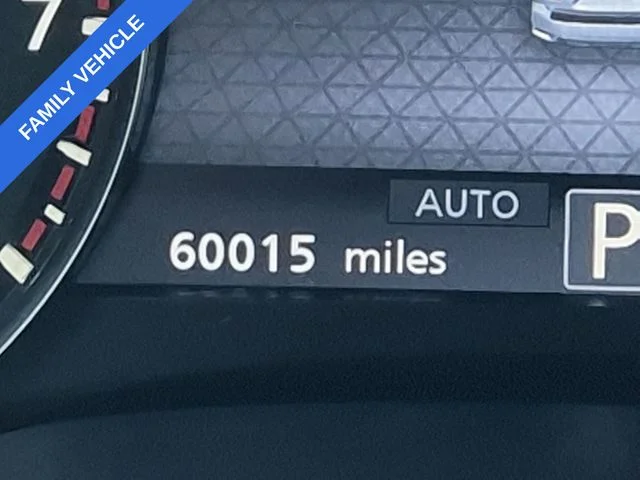 Used 2022 Gray Nissan SL image 33