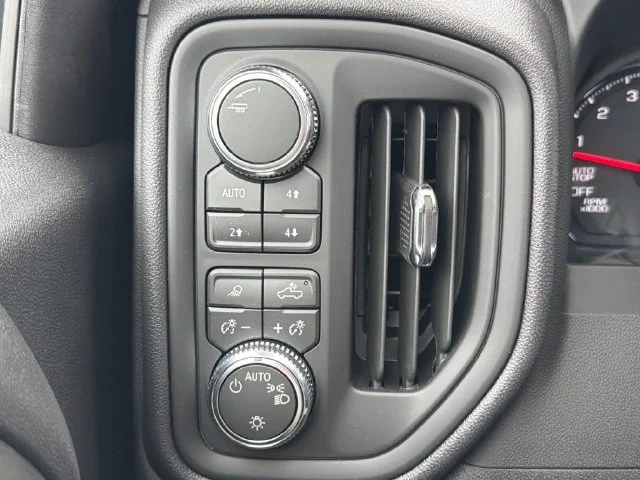 New 2026 Summit White GMC Pro image 27