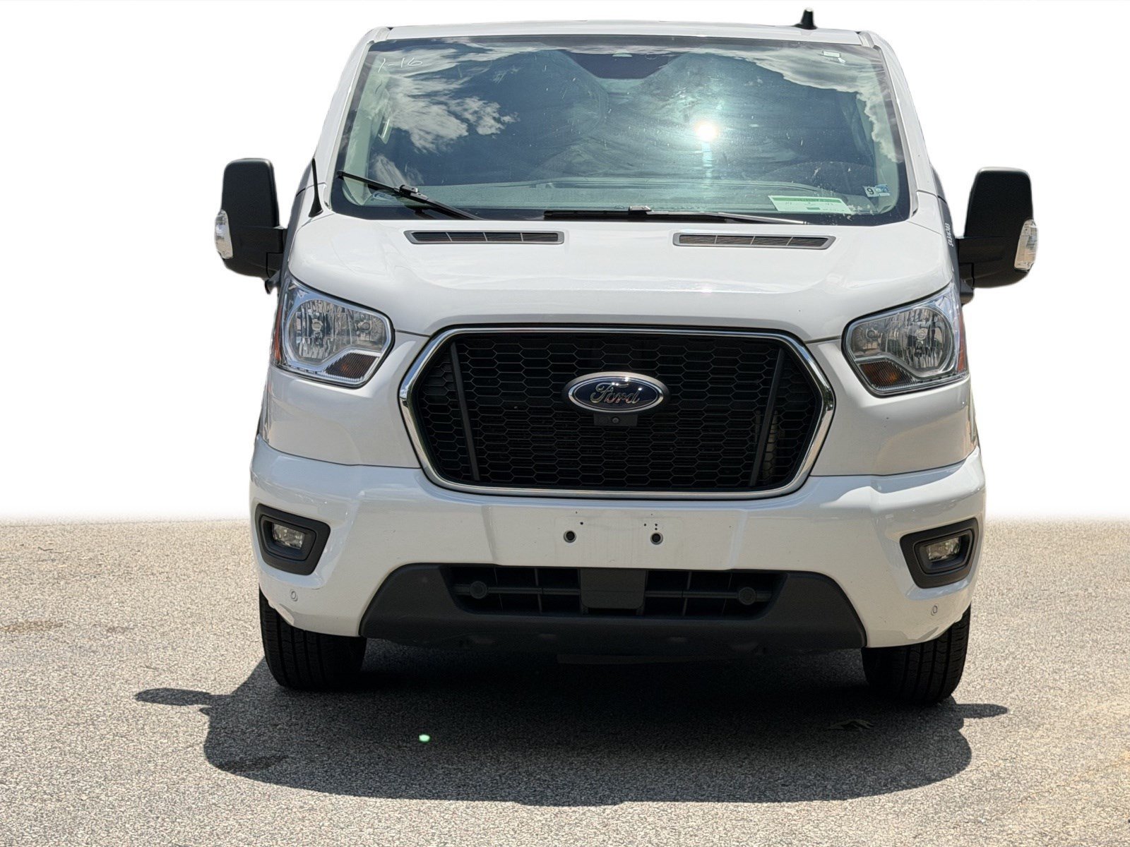 Used 2022 Oxford White Ford XLT image 24