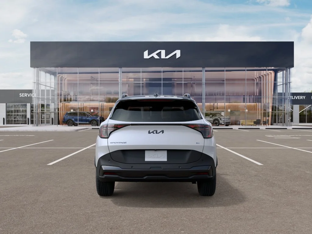 New 2027 Glacial White Pearl/Ebony Black Roof Kia X-Line image 5