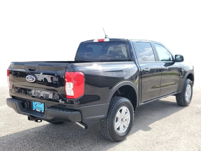 New 2025 Shadow Black Ford XL image 4