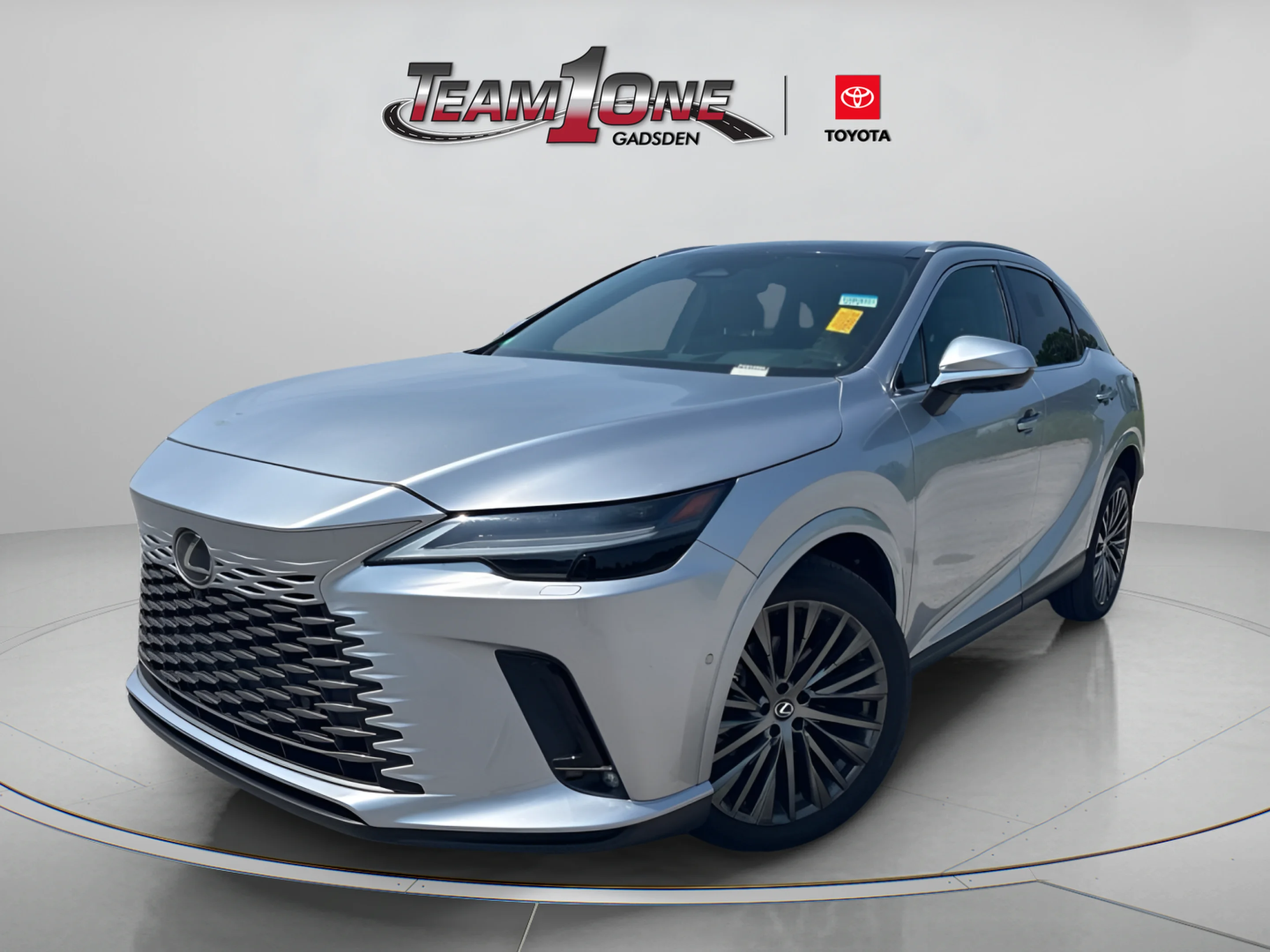 Used 2023 Iridium Lexus 350 Luxury image 3
