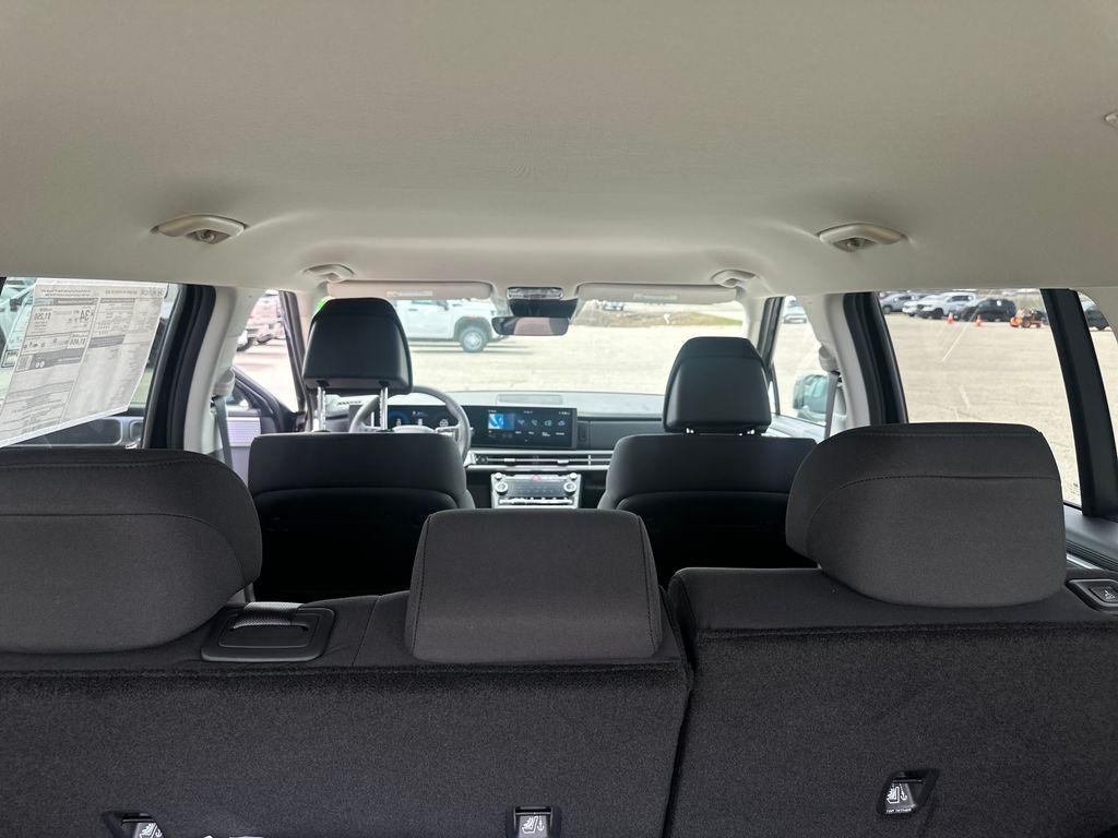 2026 Hyundai Santa Fe SE - Photo 28