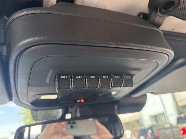 Used 2025 Azure Gray Metallic Ford Raptor image 30