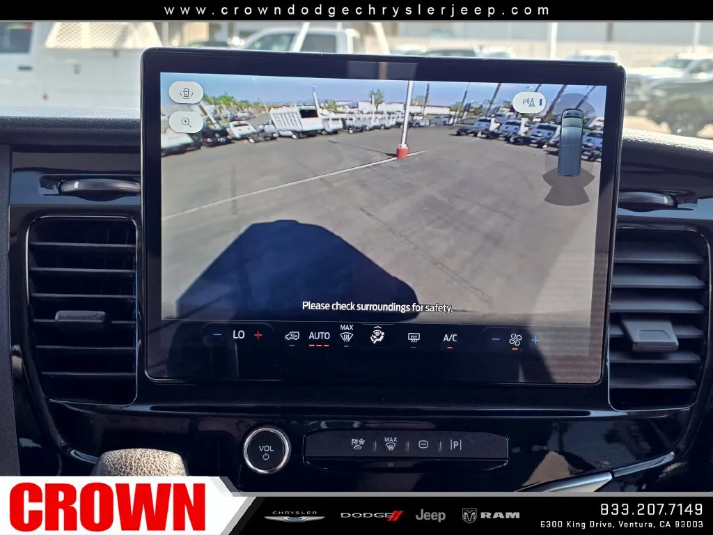 Used 2024 Black Ford XLT image 27