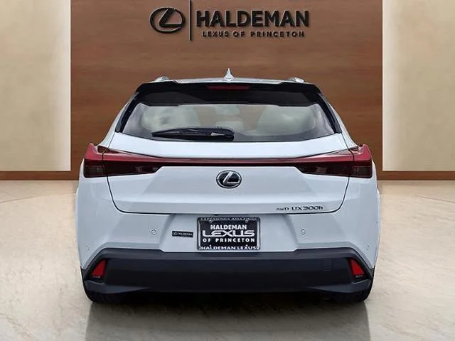 New 2026 Ultra White Lexus Premium image 12